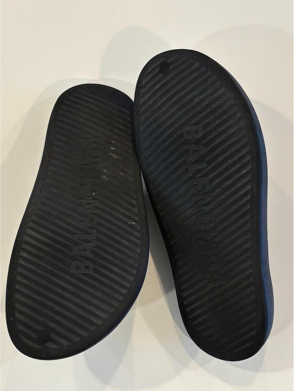 Balenciaga Men’s Balenciaga Pool Closed Slide Slipper-Mule Size 10.5 (MSRP $495) - Picture 2 of 10